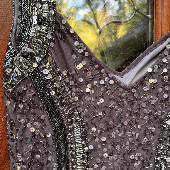 Cache Charcoal Grey Beaded Gown Sz 8 - Picture 8 of 10